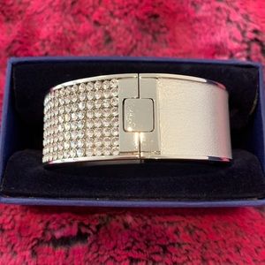 Swarovski Intervalle 1” wide silver crystal bangle